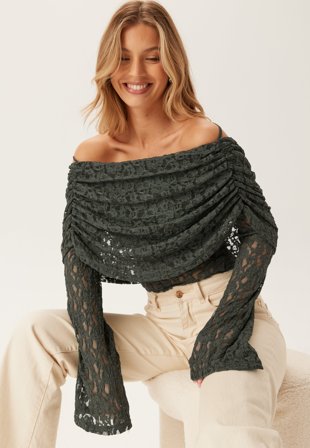 BUBBLEROOM-Drapy Lace Top-M