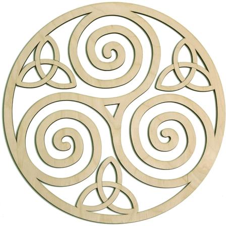 Träväggkonst med trippelhelixknut (irländsk symbol, trippelheli