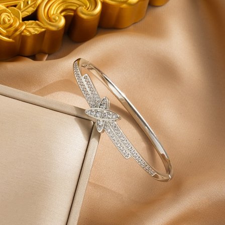 Kopparförgylld Full Star korsarmband dam lyx 18K full diamant fyrklöverarmband X-set diamant mode vackert lyxarmband