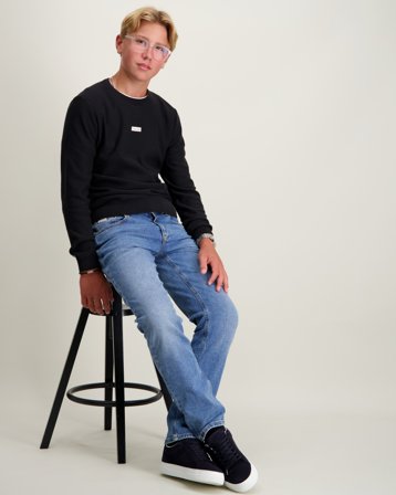 Calvin Klein LOGO LABEL SWEATER Svart Genser Gutt - Kids Brand Store