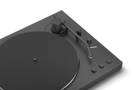 Sony PSLX3BT.CEL turntable