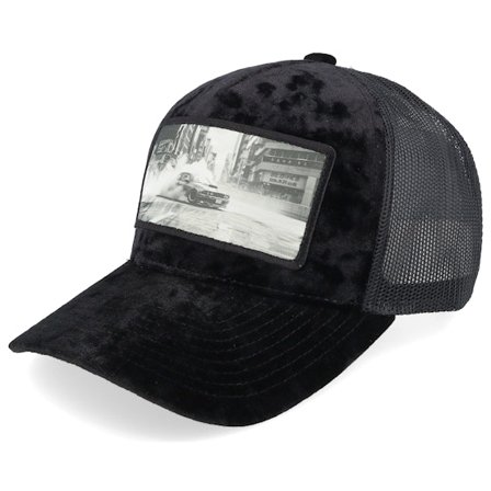 Calza Pennello - Černá trucker Kšiltovka - Drifting Car In The Street Velvet Black A-frame Trucker @ Hatstore
