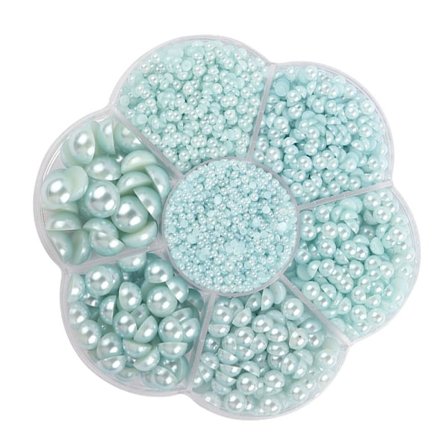 5600 kpl puolipallon muotoisia helmiä, imitoituja helmihelmiä laatikossa LightBlue