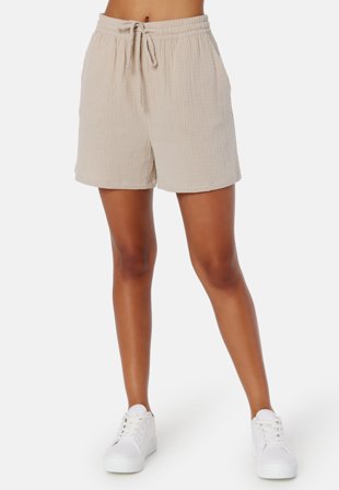ONLY - Onlthyra Shorts - Oxford Tan - Kläder - - Bubbleroom