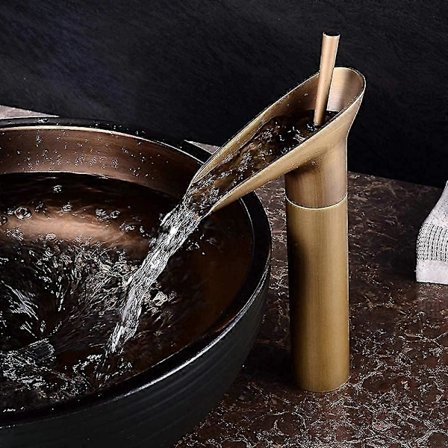 Pesualtaan hana, vesiputoushana kylpyhuoneeseen, kuuma- ja kylmävesihana, kromattu messinki