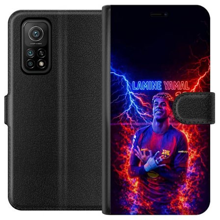 Yhteensopiva Lompakkokotelo Xiaomi Mi 10T 5G Viktor Gyökeresin muotokuva Arsenal-paita päällä, jossa intensiivinen katse ja tumma dramaattinen tausta