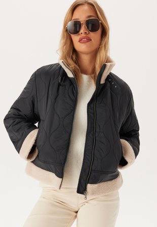 ONLY Onlvania Quilted Aviator Jacke Black/Moonbeam Klær