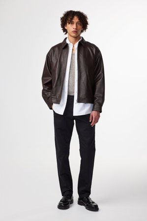 NN.07 Theo Chino Herren Schwarz Bio-Baumwolle