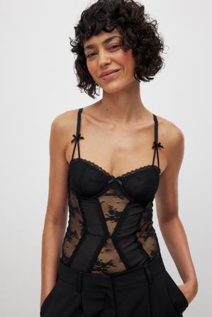 NA-KD Body med spets och bygel - Korsetter & bustier - Svart - EU 80B