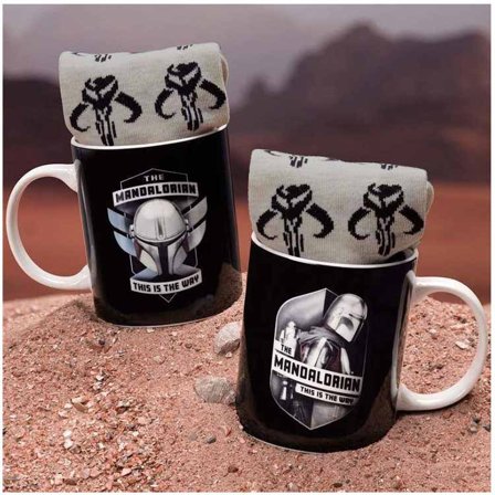 Star Wars the Mandalorian Presentset Med Mugg och Strumpor - Partyninja.se