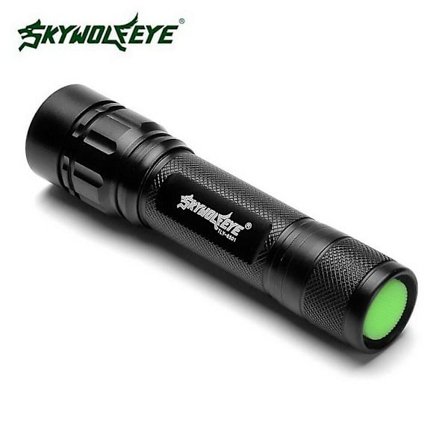 3000lm Sky Wolf Eye Cree XM-L T6 Vedenkestävä LED-taskulamppu, 3-tilainen Musta