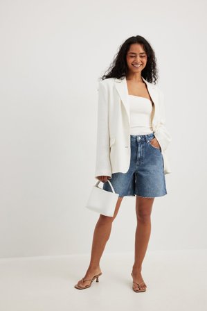 NA-KD High Waist Raw Hem Denim Shorts - Sommertøj - Blå - EU 34