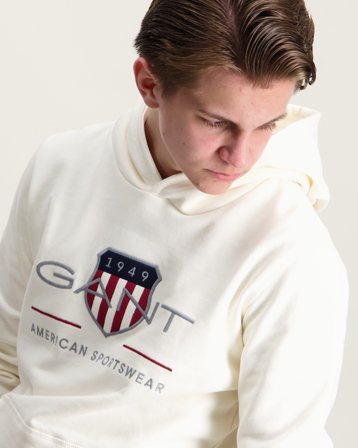 GANT Archive Shield Hoodie Vit Huvtröjor/Hoodies Kille - Kids Brand Store