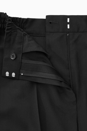COS Women's Pantaloni Affusolati In Lana Elasticizzata in Nero
