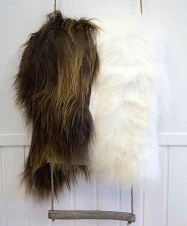 Natures Collection Saueskinn Island Hvit 80-100cm