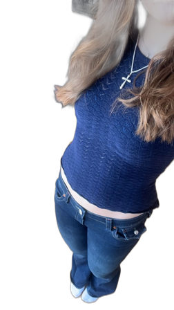 Mörkblå stickad topp från AWARE