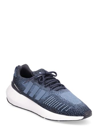 Swift Run 22 Shoes Låga Sneakers Blå Adidas Originals