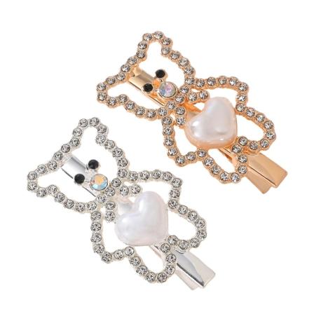 Förpackning med 2 strass björnhårklämmor med 3d-hjärtdekor Platt lugg Nål sidonål