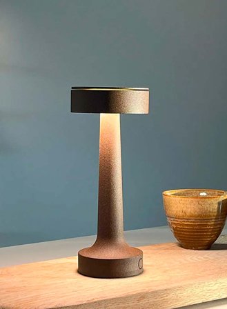 Buddy oppladbar bordlampe H21 - coffee