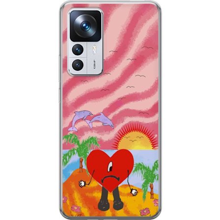 Kompatibel Mobilcover til Xiaomi 12T Pro Bad Bunny i en farverig quiltet jakke med hjertemønster og solbriller i moderne gade stil