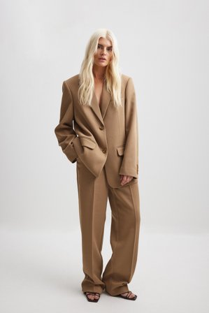 NA-KD Kostymbyxor i twill - Kontorsbyxor - Beige - EU 36