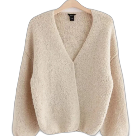 Beige stickad kofta från Linex