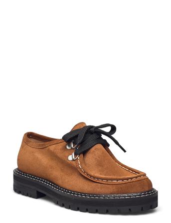Shoes - Flat Nauhakengät Matalapohjaiset Kengät Ruskea ANGULUS