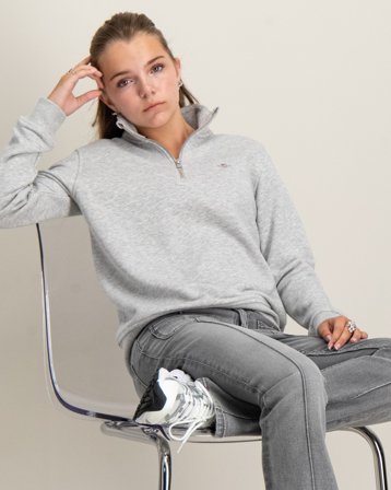 GANT SHIELD HALF ZIP SWEATSHIRT Grå Genser Jente - Kids Brand Store