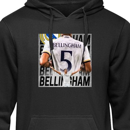 Barnehettegenser Real Madrid fotballmotiv med Jude Bellingham i nummer 5 drakt, stort klubbemblem, sterk atletisk posering og moderne svart-hvitt spor