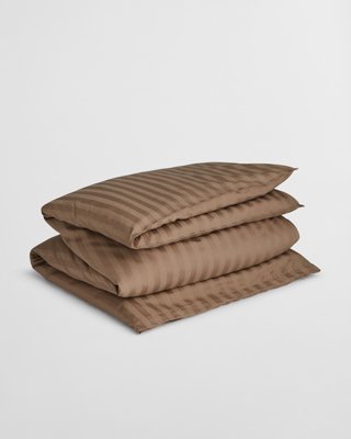 GANT - Stripete enkeltdynetrekk i sateng 140x200cm og 140x220cm taupe beige