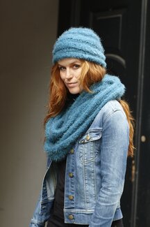 Beskrivning Mössa och halskrage