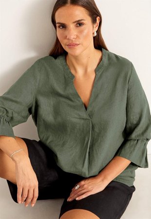 Cellbes of Sweden - Tunika Premium i lin i kakigrønn for damer i størrelse 50/52