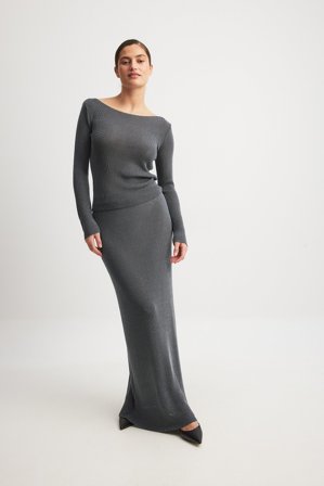 Vollan x NA-KD Metallischer Strick-Maxirock - Strickröcke - Grau - X-Small