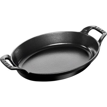 Staub La Cocotte Ovalt ovnfast fad i sort, 28cm. 1,6 liter | KitchenOne