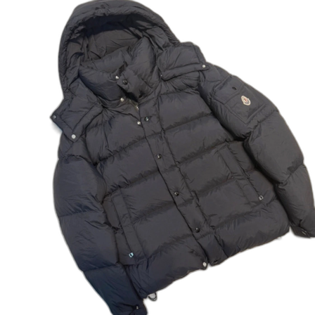 Moncler pufferjacka