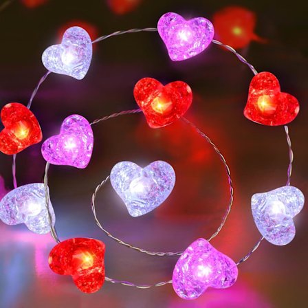 Alla Hjärtans Dag Ljusslinga – 3 m med 30 LED Hjärtan, Batteridriven med Timer, Inomhusdekoration
