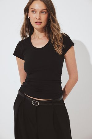 NA-KD T-Shirt mit Rundhalsausschnitt - T-Shirts - Schwarz - XL