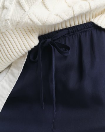 GANT Damen Relaxed Fit Kordelzughose (42) Blau