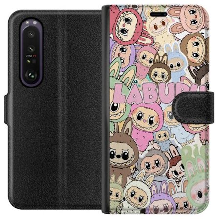 Yhteensopiva Lompakkokotelo Sony Xperia 1 III Ruusunpunainen kawaii-kompositio, jossa on söpöjä piirrettyjä hahmoja ja pehmeitä muotoja