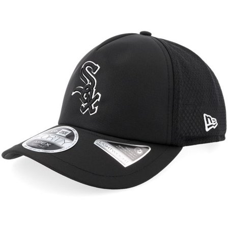 New Era - MLB Svart trucker Keps - Chicago White Sox 9FORTY Black Mesh Apex A-Frame Trucker @ Hatstore
