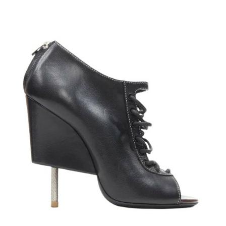 Givenchy Pre-owned Pre-owned Leather heels , Zwart , Dames , Maat: 38 EU Vintage Schoenen