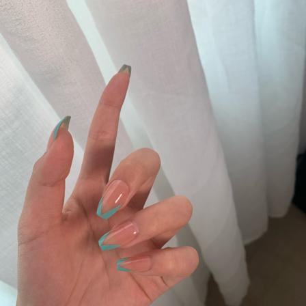 Manikyr Sned Blågrön Nagellapp 24st