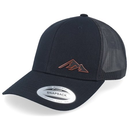 Wild Spirit - Noir trucker Casquette - Small Brown Mountain Icon Patch Black Trucker @ Hatstore