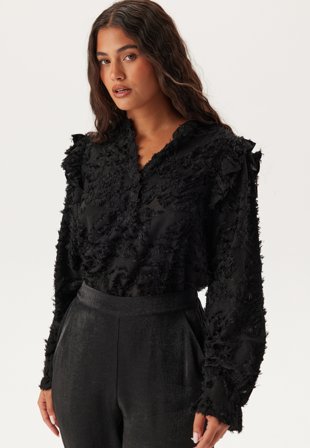 ONLY Onlcammie L/S FRILL TOP Frill Black Klær