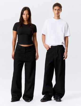 Weekday Astro Mid Rise Loose Baggy Leg Jeans - Black - 34 x 32