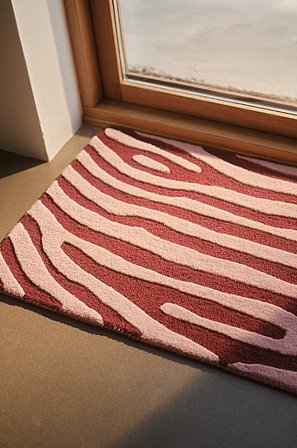 Jotex - Dörrmatta i Ull Ull Rosa/vinröd Mönstrat ZELA - Köp Dörrmattor hos Jotex