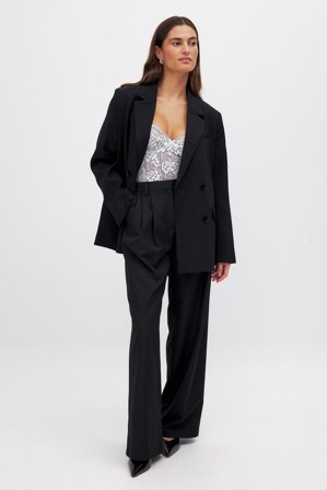 NA-KD Bodysuit med spets och eyelash - Bodies - Vit - EU 70A