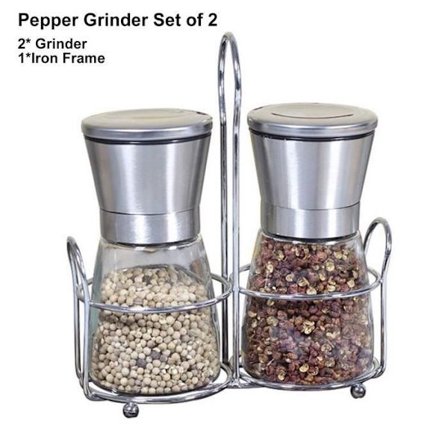 Sett med 2 kverner, én for pepper og én for salt, i et etui med rustfritt stål og keramikk, glasskropp