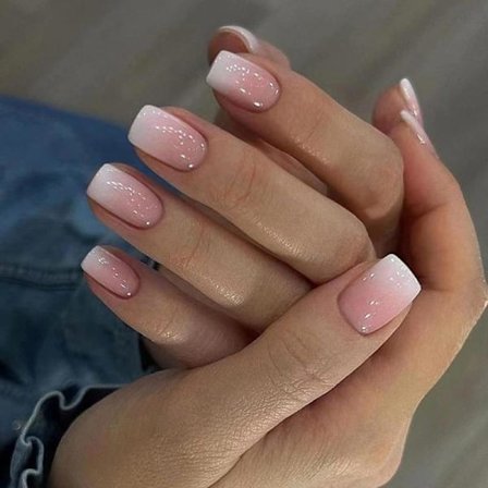 24 stk. Firkantede Kunstige Negle Korte, Rosa Gradient Fransk Tip Nude Press on Negle, Glansfulde Aftagelige Lim-på-Negle med Selvklæbende 