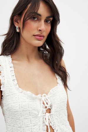 NA-KD Haut structuré à volants - - Crème - M